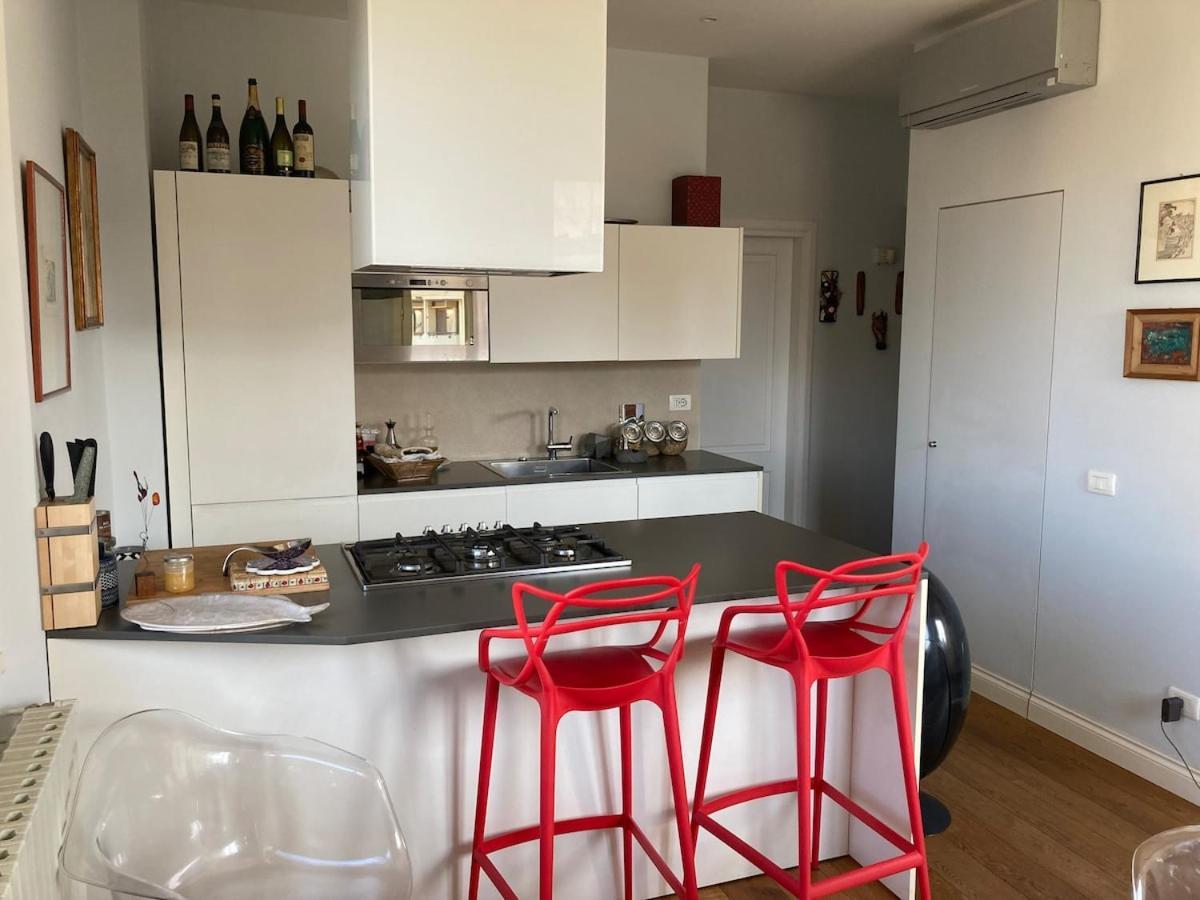 Charming And Bright Flat Very Close To The Centre Florença