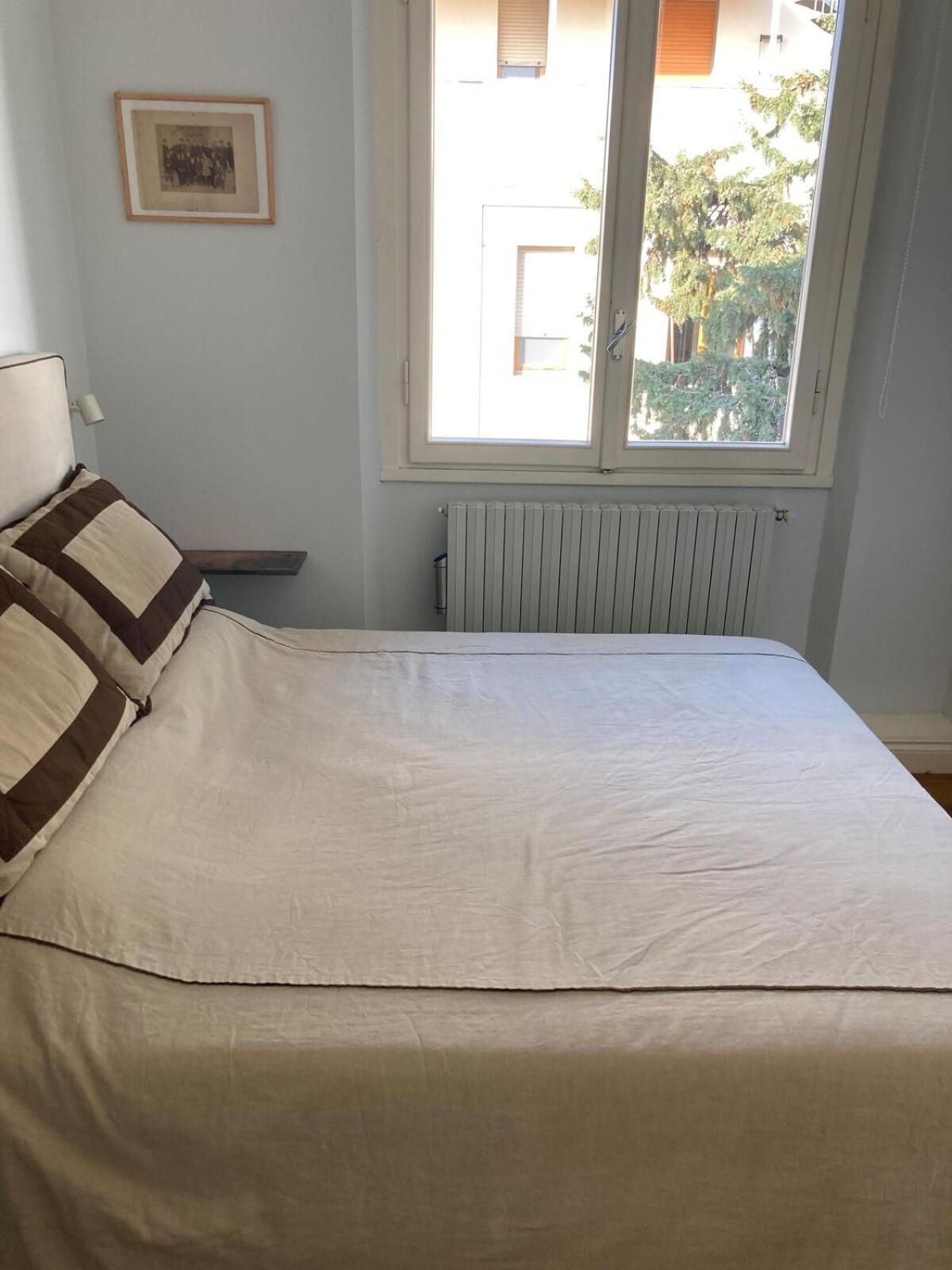 Charming And Bright Flat Very Close To The Centre