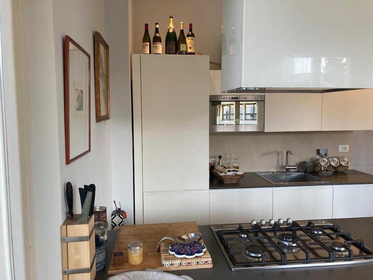 Charming And Bright Flat Very Close To The Centre Apartment